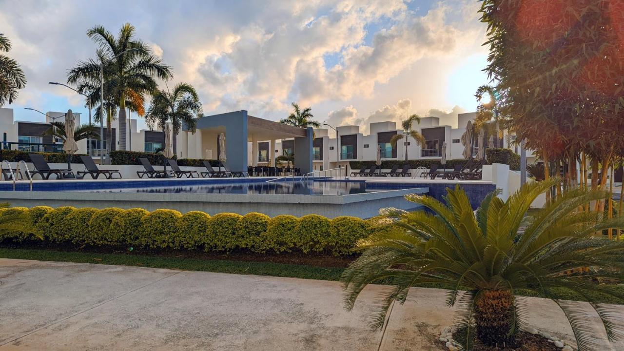 Kings Homes - Großes modernes Haus mit Pool Cancún Exterior foto